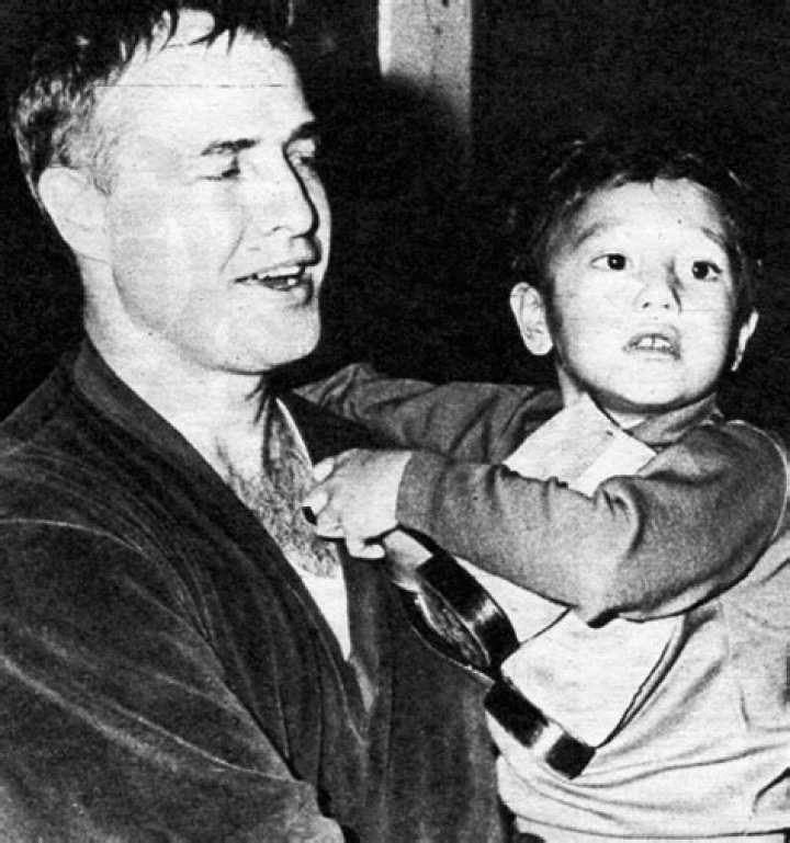 Simon Teihotu Brando Siblings - How To Discuss